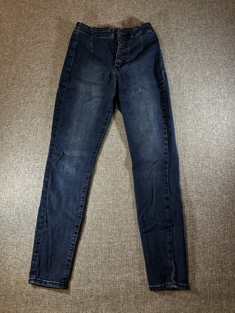 GUESS Super High Rise Jeans Women’s 26 Dark Wash Skinny Button Fly Flaw